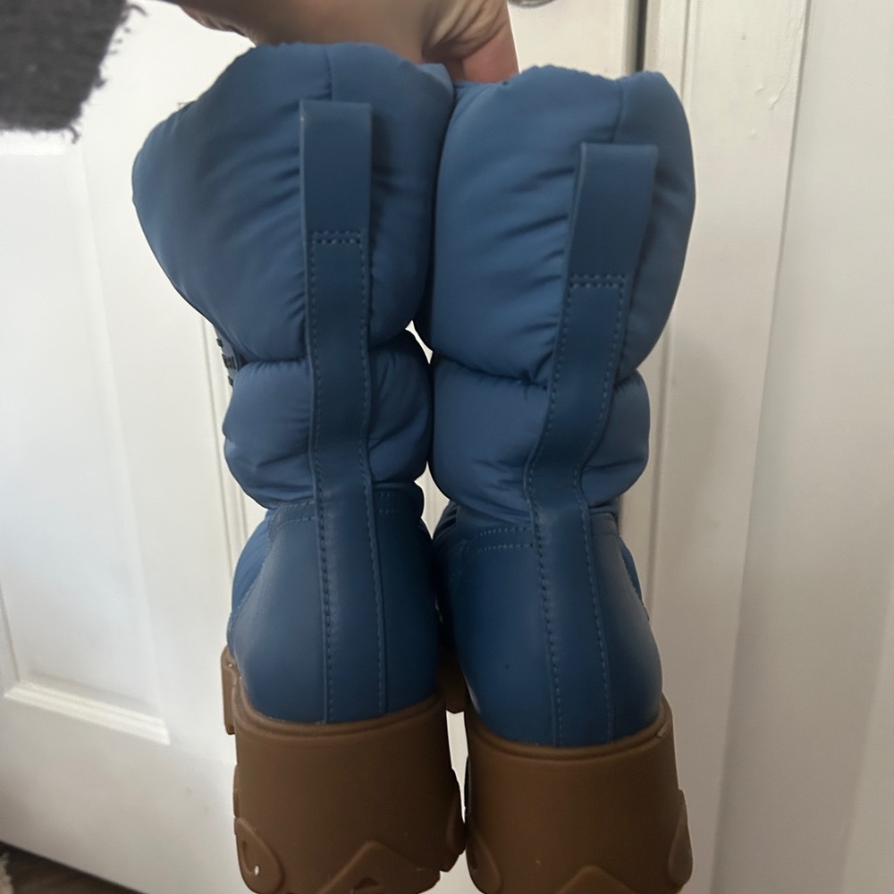 Coach Snow boots - size 8 - Picture 9 of 9